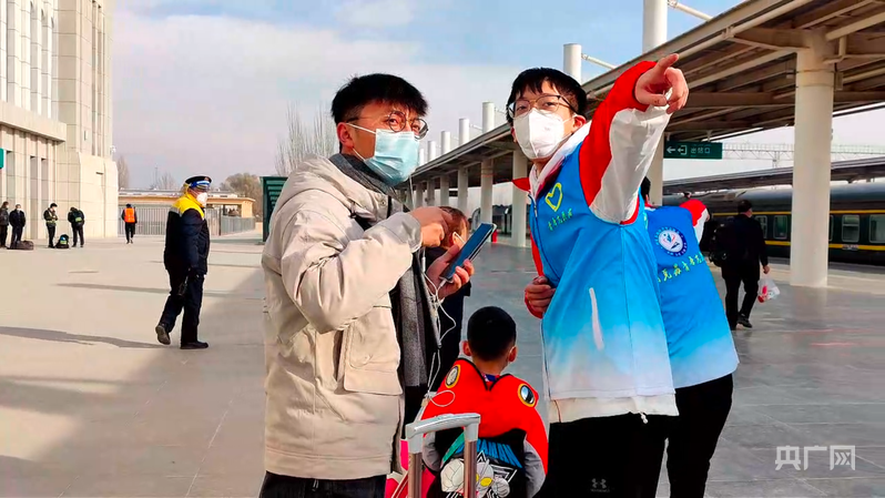 奋斗的青春丨印舣：十八载公益路 引领青年万余人