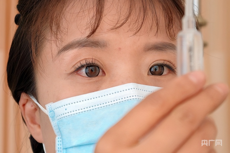 5·12护士节：90后白衣天使以平凡坚守护佑健康(图2)