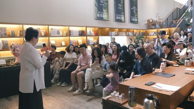 九载弦歌不辍 文君吟诵社奏响古韵新声