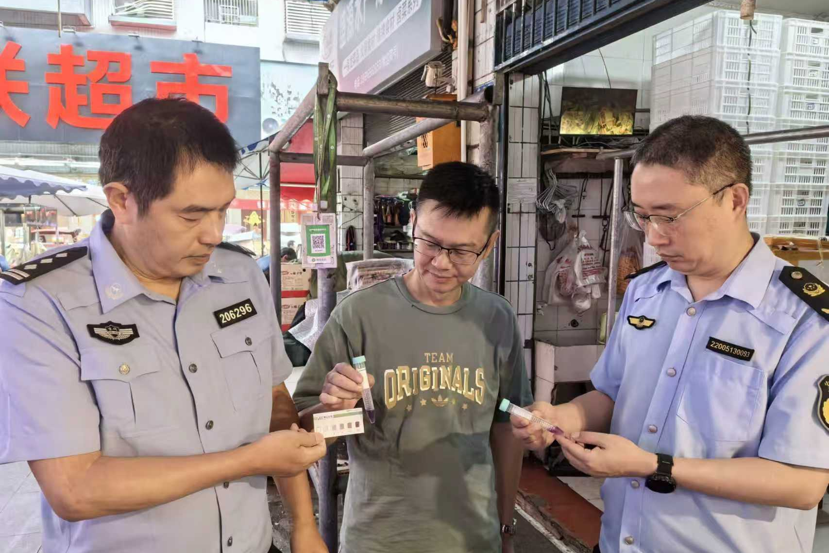毛肚泡甲醛 重庆曝光23起典型违法案件