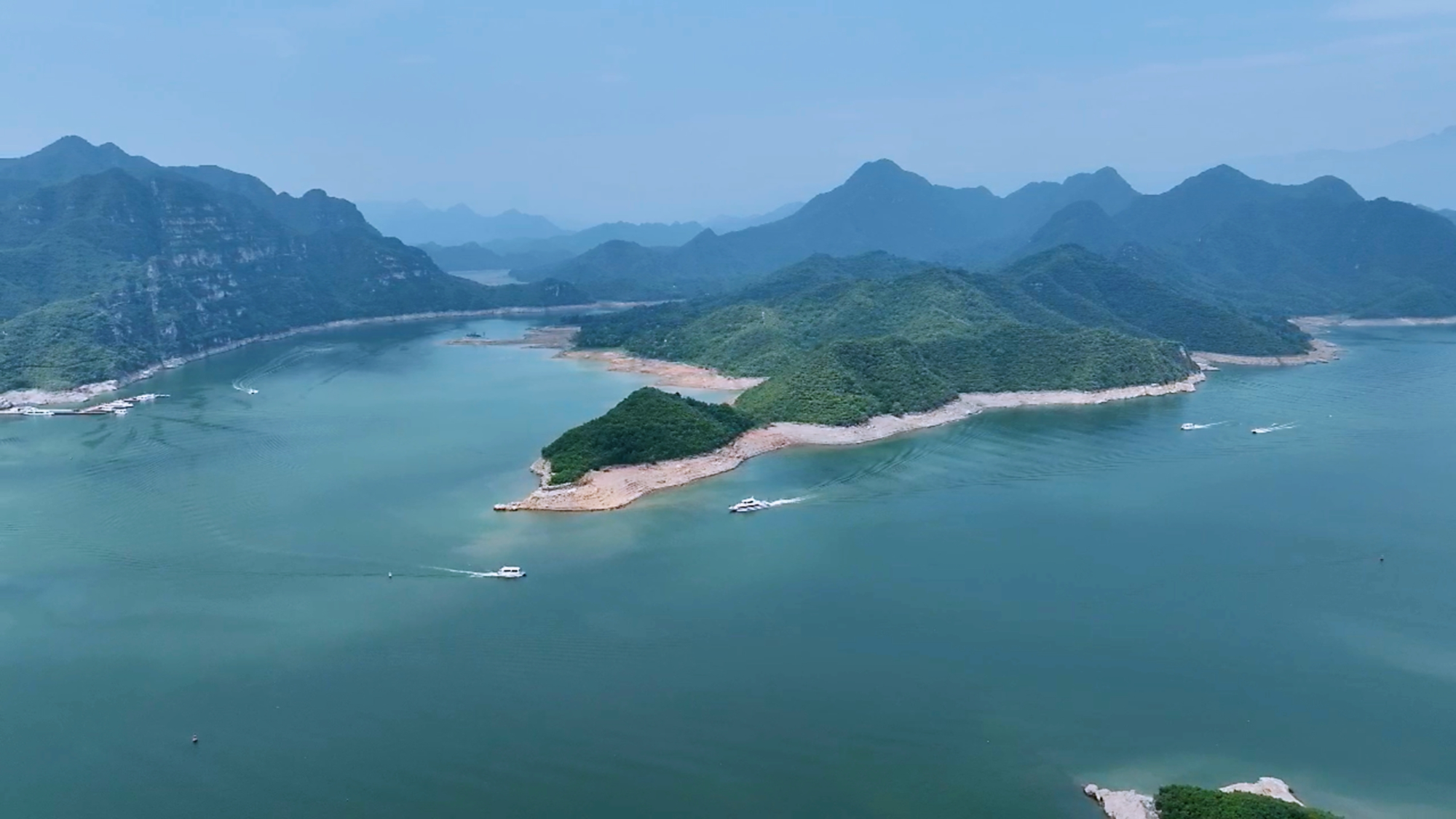 易县：多彩活动暖心服务 文旅市场活力迸发