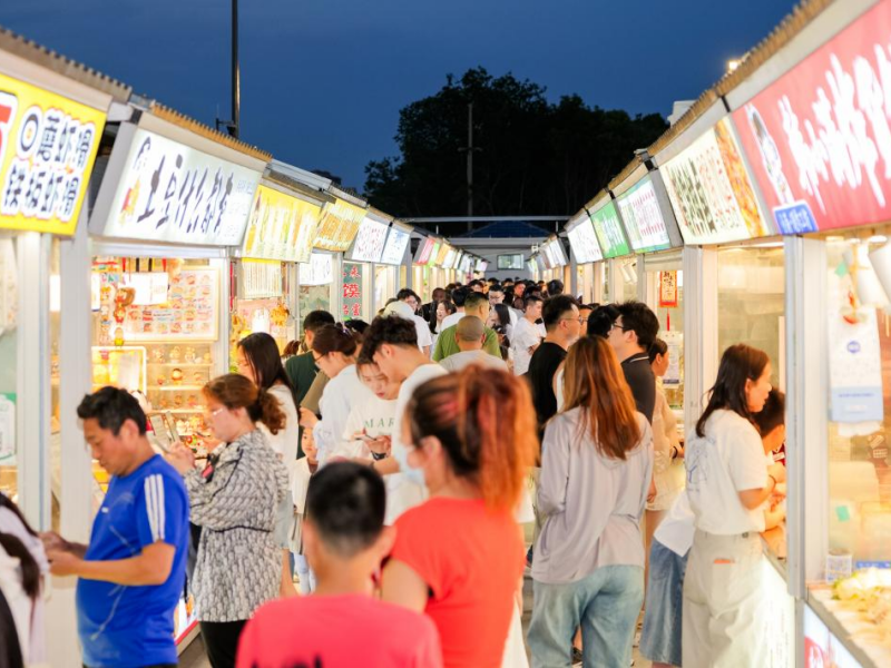 盐城盐都盐渎街道：多点开花“夜经济”燃旺城市“烟火气”(图2)