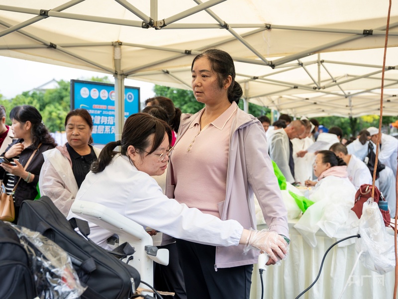 “志愿彩云南”科学健身指导系列活动腾冲站圆满收官(图2)