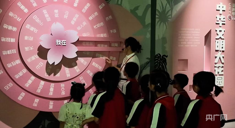 从“一座馆”到“一城山水”黄山区的“留客”密码(图1)