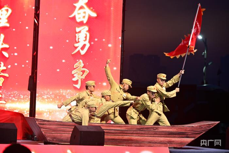 辽宁海警向海图强丨这场晚会“燃”动海疆