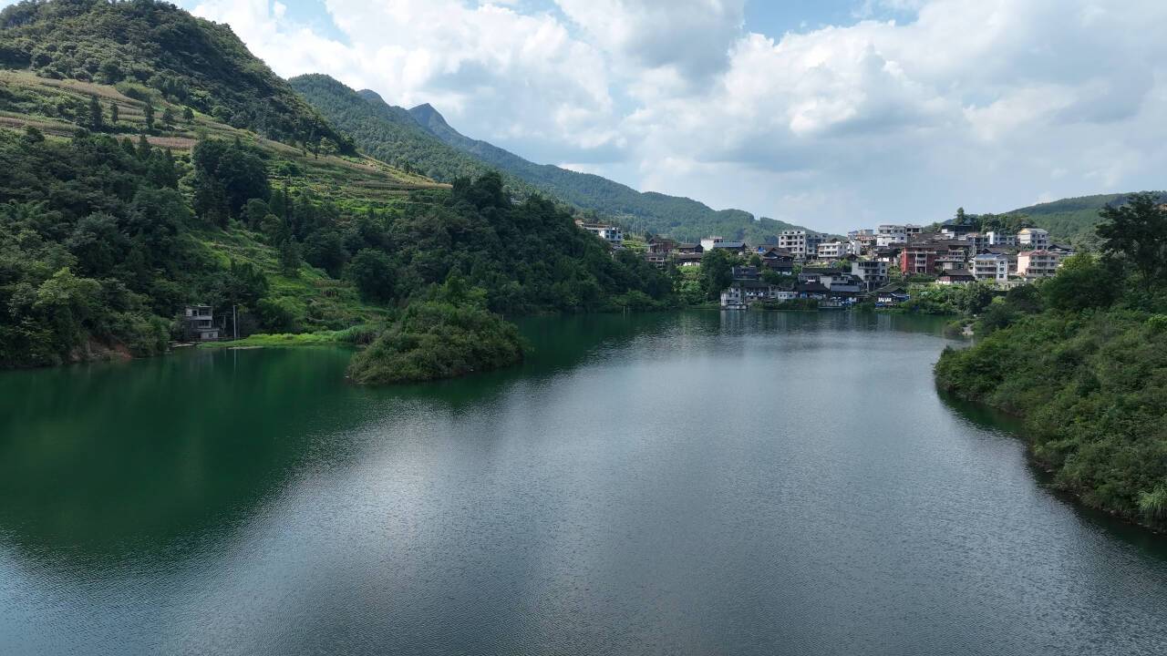 贵州丹寨：科技赋能生态巡查 法治守护绿水青山
