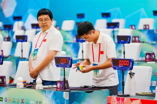 全国魔方锦标赛首秀落地江阴顶级赛事开启专业化新篇章(图2)