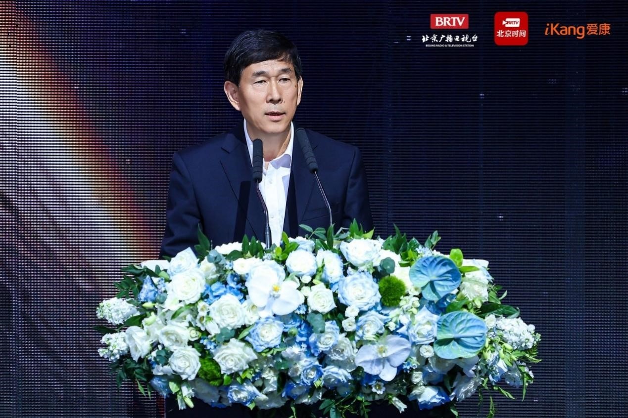 爱康AI生命展启幕沉浸式呈现从“检”到“管”的全周期健康守护(图2)
