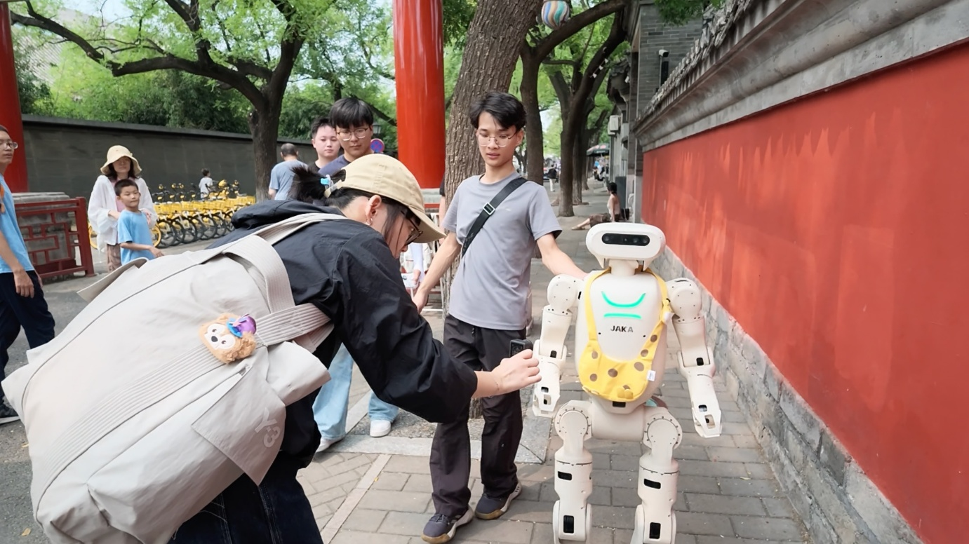 节卡机器人亮相2026世界人形机器人运动会(图5)