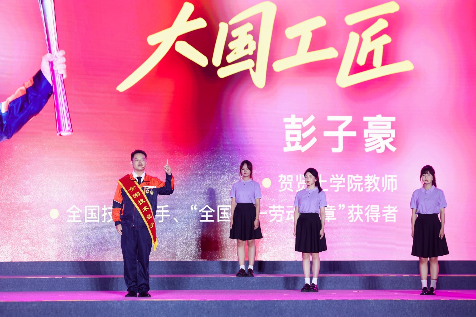 当海洋遇见匠心:宁波职业技术大学2026级中外新生共启技能“新长征”(图4)