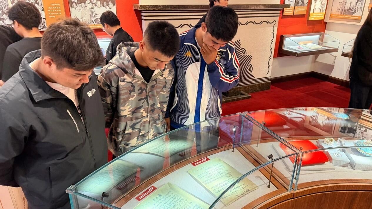 循迹津门践初心 交通强国青年行
