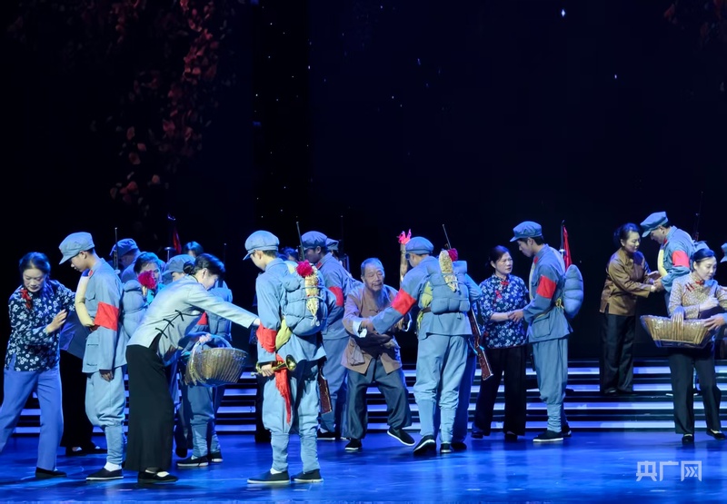 “红星照耀中国·90年后我站在何家冲”网络主题宣传活动启动