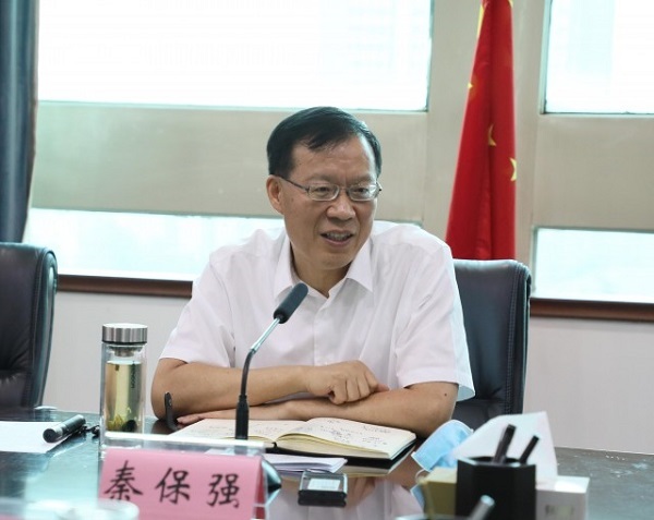 宣布省委决定:秦保强任漯河市委书记,黄钫任漯河市委委员,常委,副书记