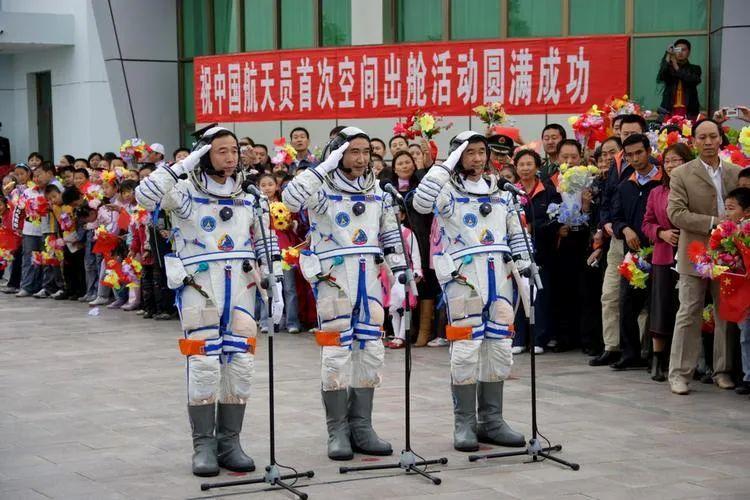从神七到神十六，中国载人航天实现跨越式发展！