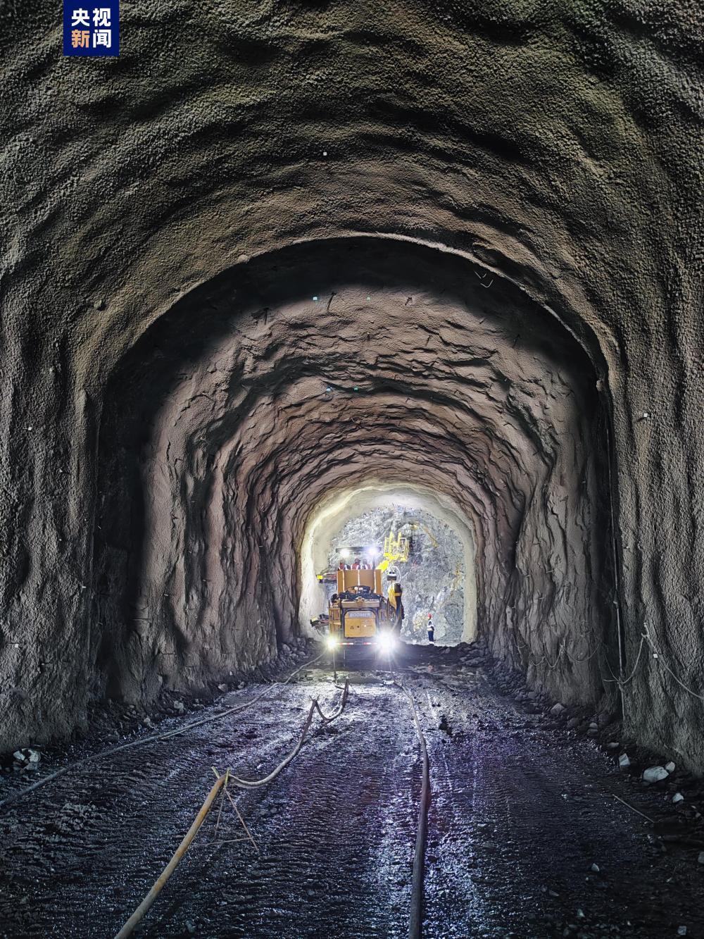 我国最大商业地下石油储备项目开工建设