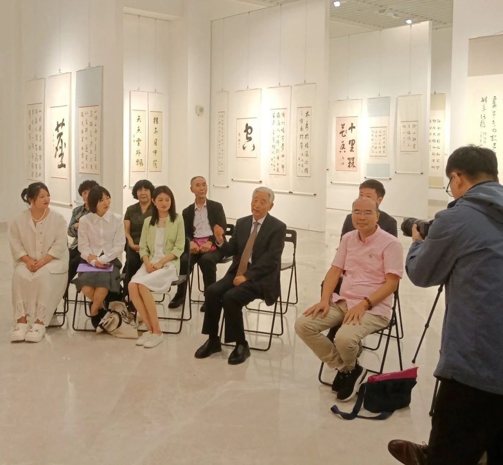 新加坡中国文化中心张海陈声桂书法联展隆重开幕