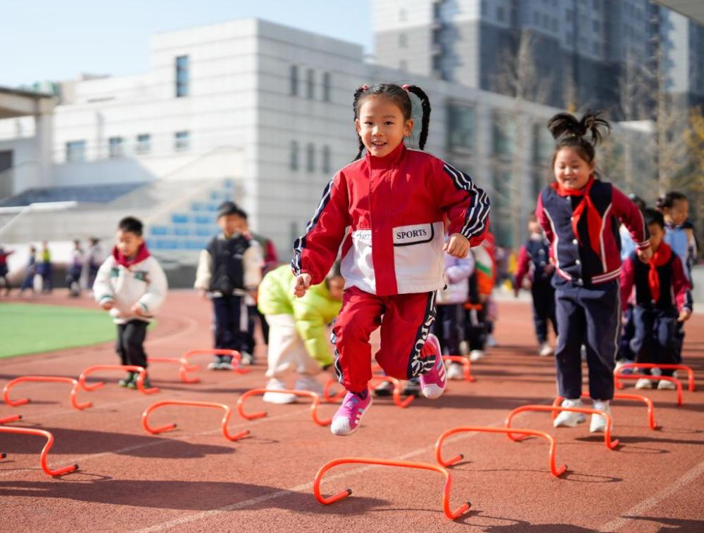 半岛综合把“课间十分钟”还给学生 从地方看高质量教育体系建设(图1)