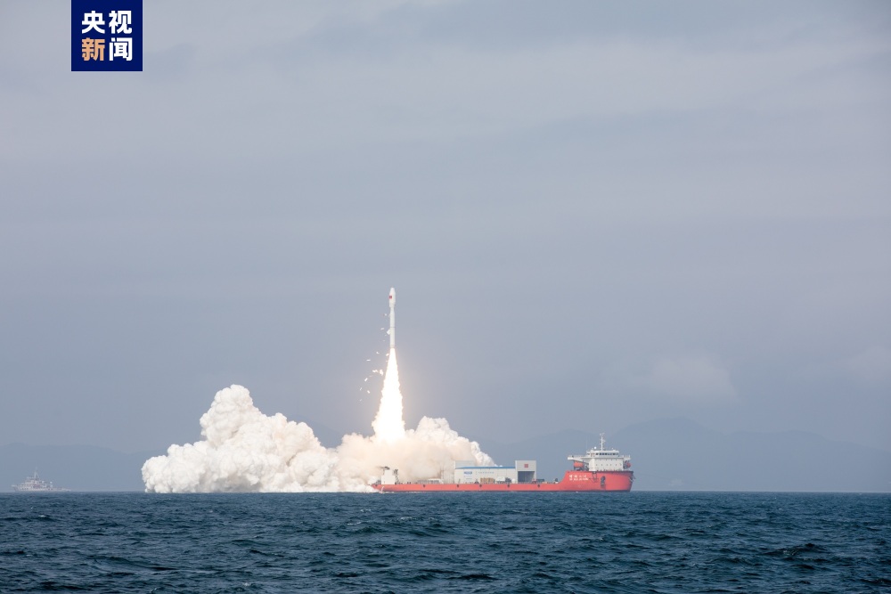 中国成功发射DRO-L卫星及九颗其他卫星