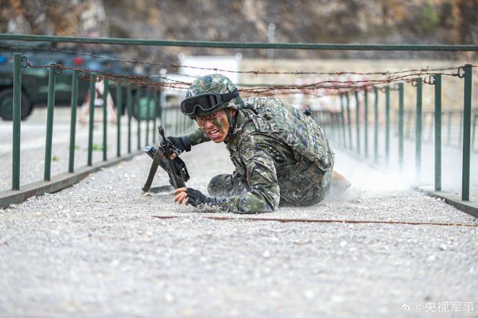 武警训练真实图片