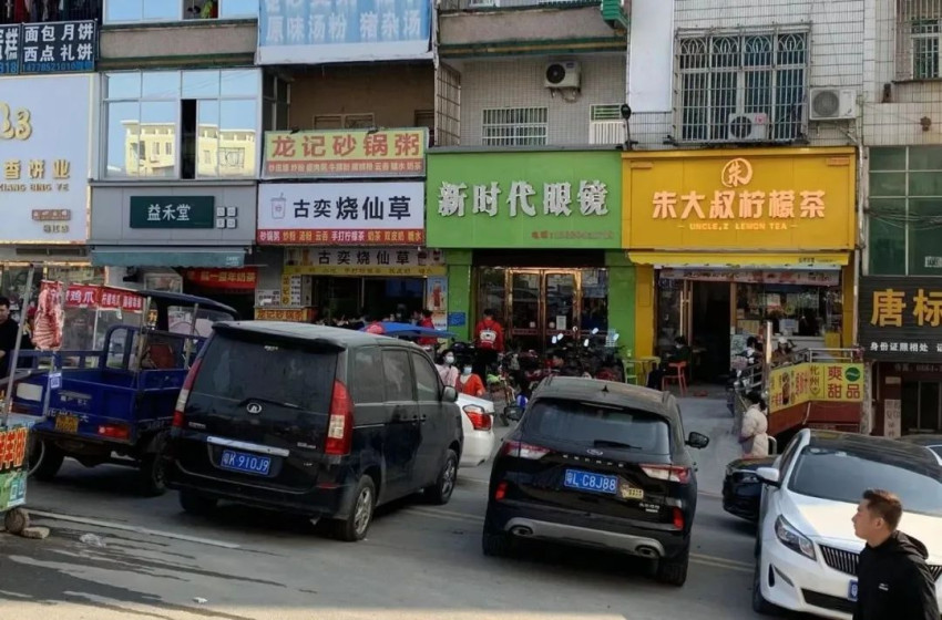 一线城市打工人的一日三餐，正在被县城餐饮品牌承包