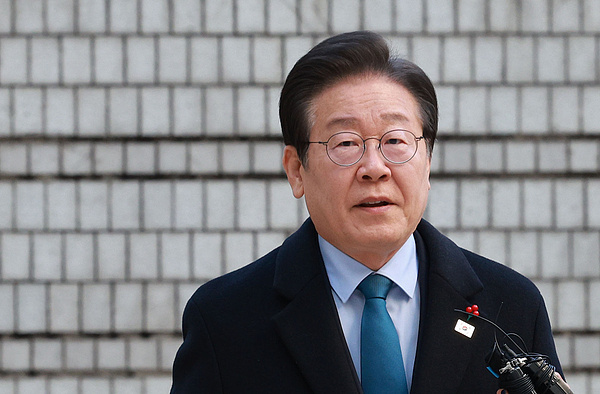 让混乱最小化 李在明呼吁宪法法院尽快进行尹锡悦罢免程序