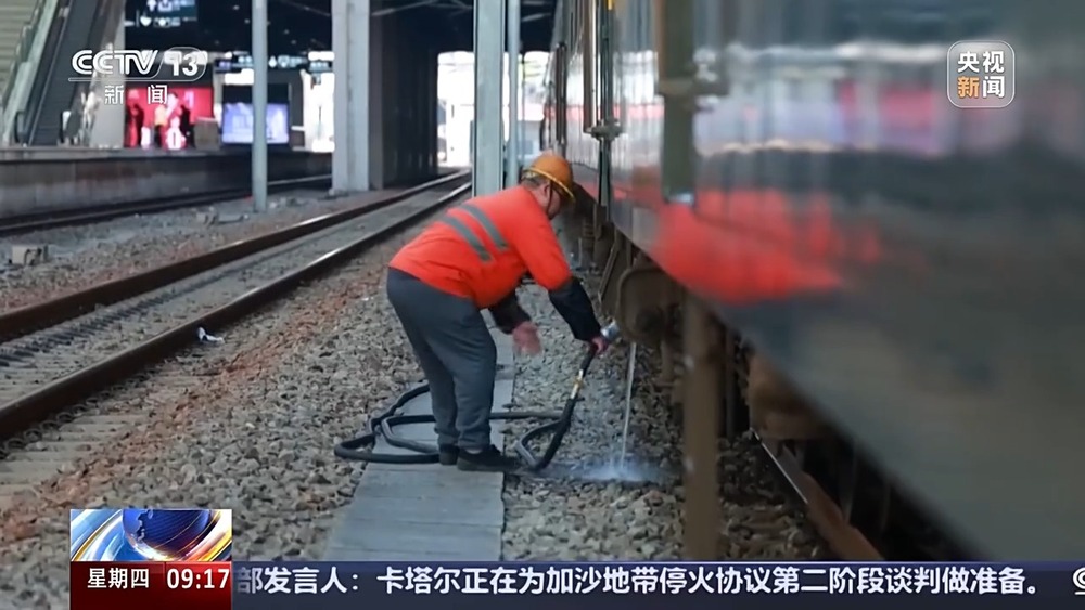 列车上的水是从哪来的？为什么一直有热水供应？揭秘火车供水全程(图3)