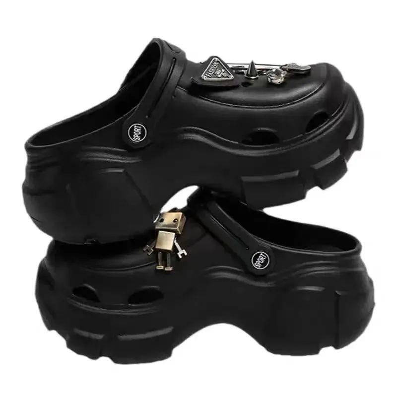 穿戴舒适但易激发脚气、易崴脚 “夏日神器”洞洞鞋还能穿吗？(图2)