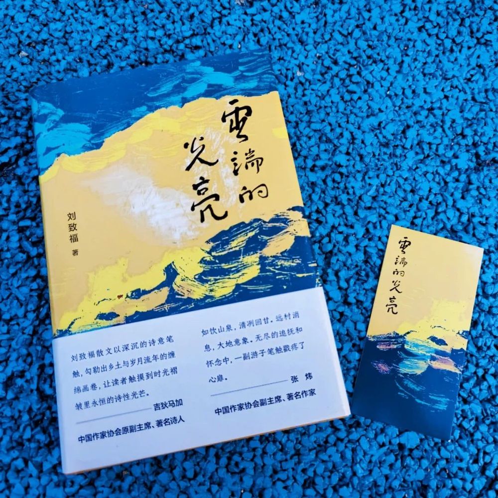 DƬ