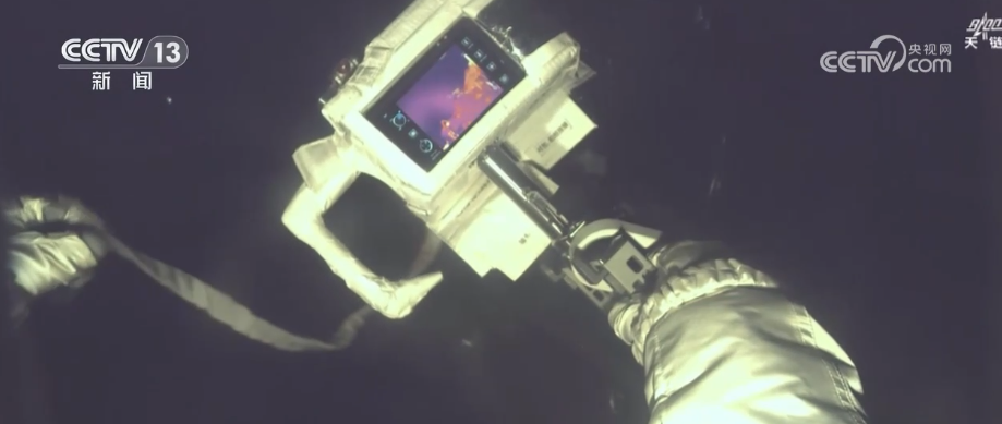 神舟二十号第三次出舱活动_AI_航天员陈冬第六次出舱