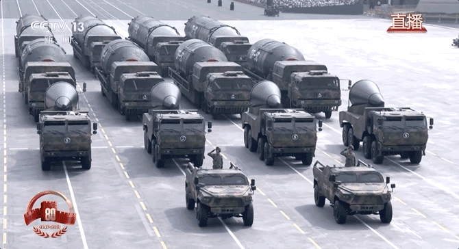 东风-5C液体洲际战略核导弹首次公开展示