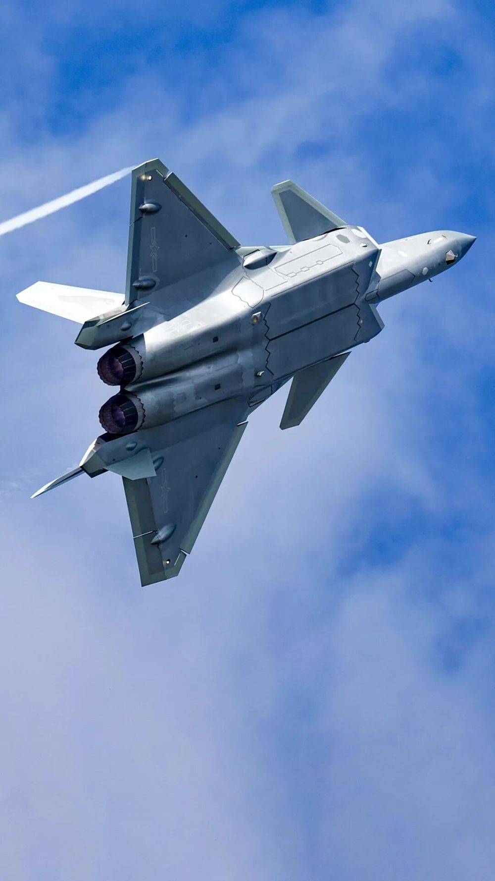 错过2025年空军航空开放活动与长春航展？看这组壁纸！