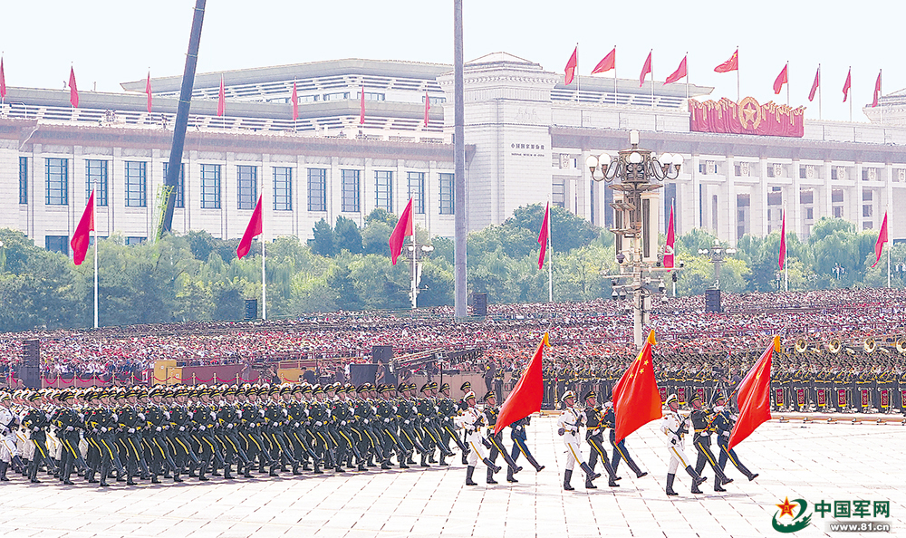 记者踏访多个军史场馆和英雄部队，感悟人民军队听党指挥、服从命令的优良作风