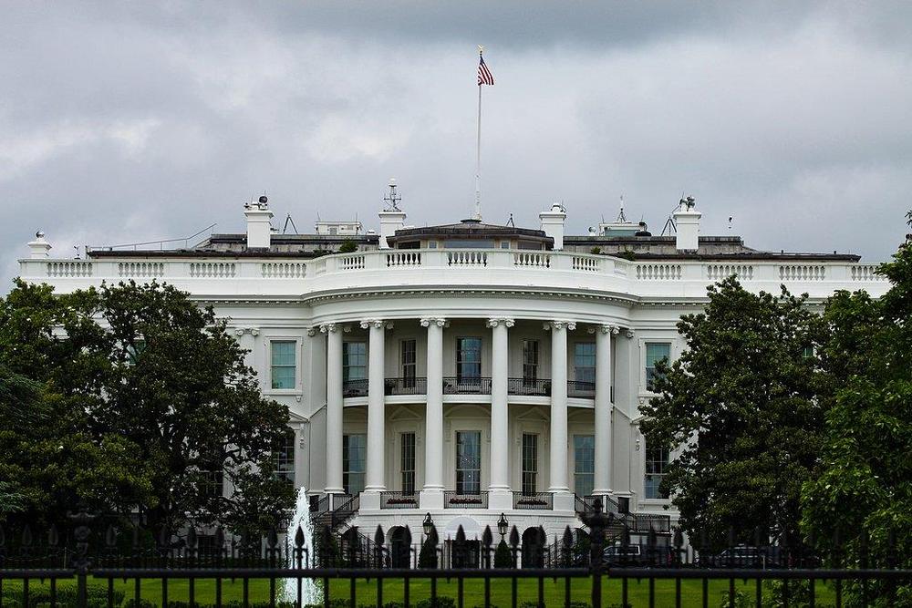 特朗普未定是否会见普京