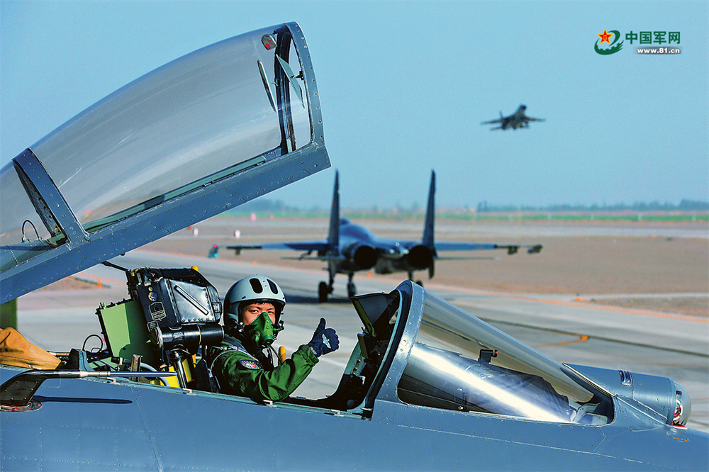 推进军队院校转型升级