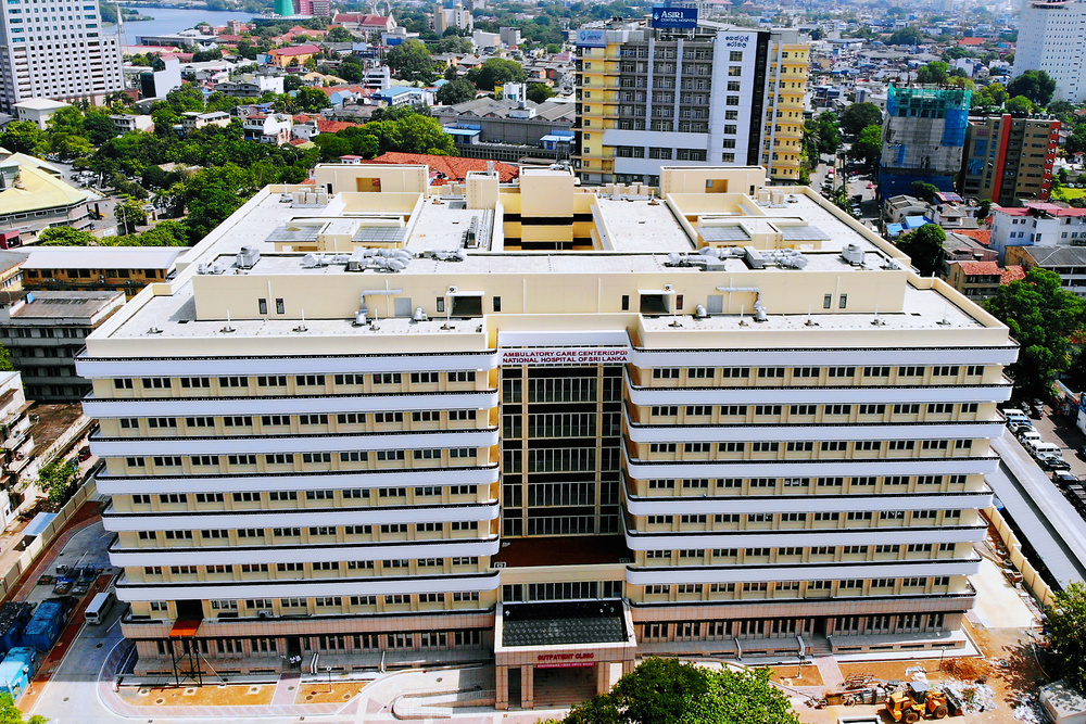 廣東建筑行業(yè)“高質(zhì)量發(fā)展”系列|鍛造新質(zhì)生產(chǎn)力 實(shí)現(xiàn)建筑業(yè)跨越式升級(jí) ——探析中鐵二十五局總經(jīng)理程志強(qiáng)的破局實(shí)踐_fororder_援斯里蘭卡國家醫(yī)院門診樓項(xiàng)目