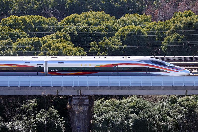 全国铁路旅客发送量创新高