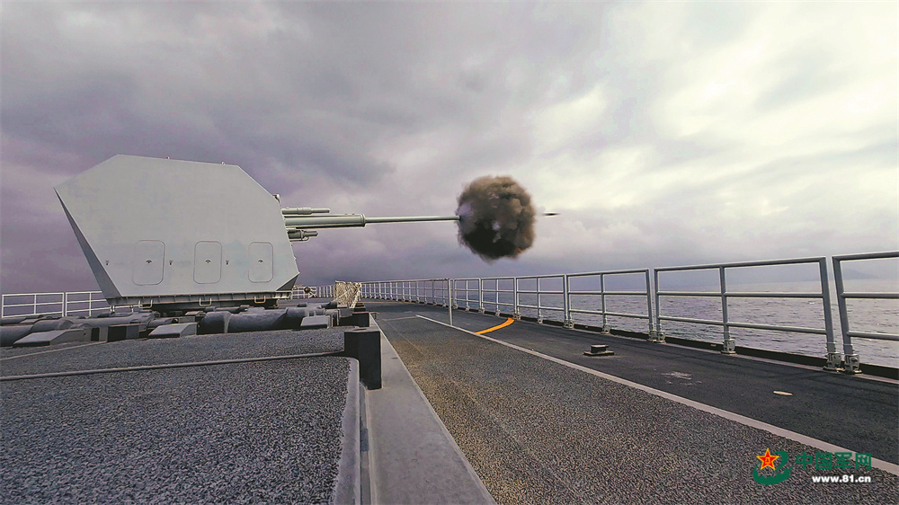 军营观察丨劈波斩浪向着更加辽阔的深蓝熊猫体育官方网站(图2)