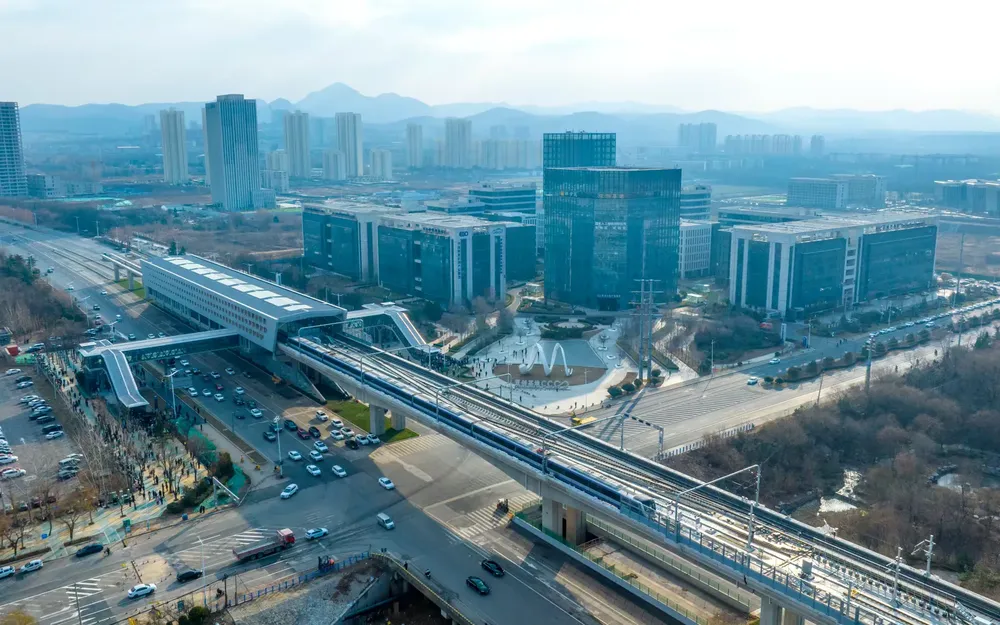 简篇-【一条路·一座城】①章丘:融城之路!