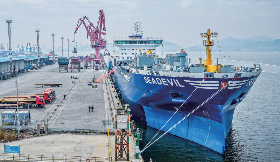 今年首艘厦门港新造船出口