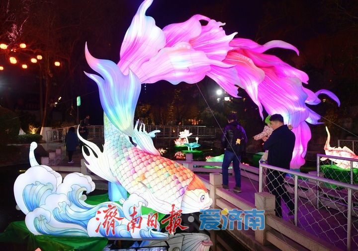 �ƻ�����ζŨ�������е�45�����µ�һȪӭ�����ƻ����������