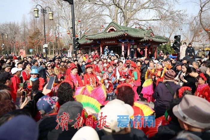 泉城年味拉满!济南春节特色展演引八方来客