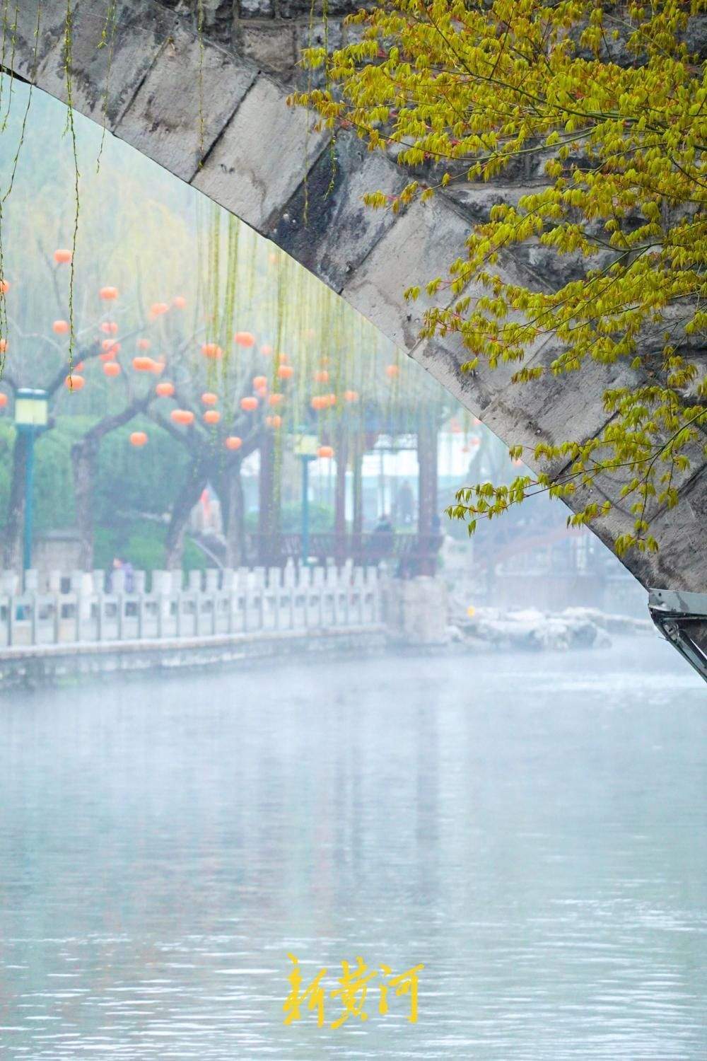 ��՚���iȪ���ɾ� �ڻ�Ȫ�F(xi��n)�����F��(r��n)�������^