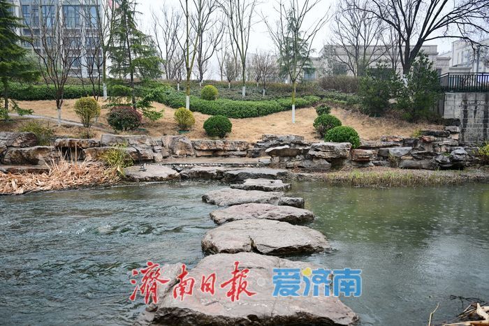 һ���ļ� Ȫ�ڼ��ϣ���ɽ���ϴ����� ���������ɫ��