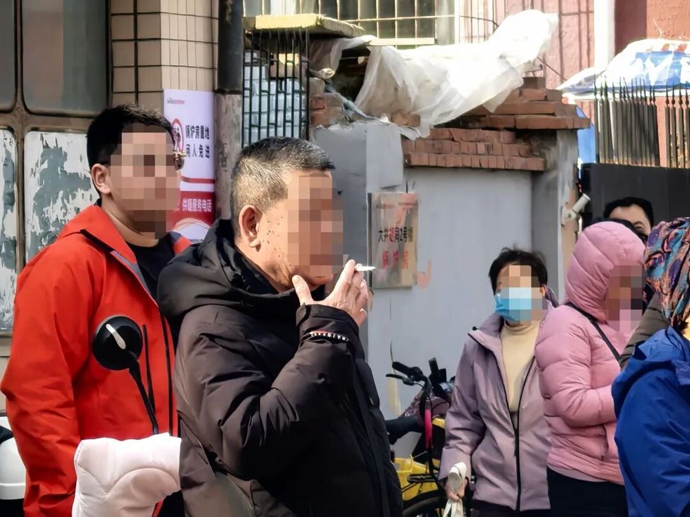校门口为何一“烟”难禁？_央广网