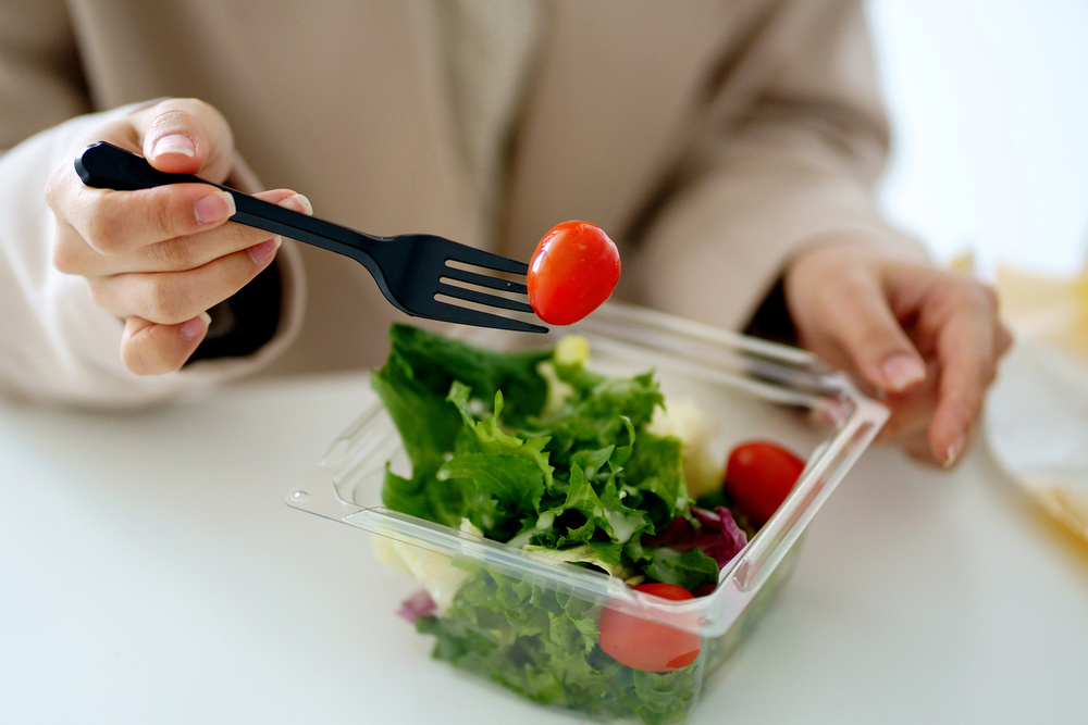 女子断碳水2月确诊糖尿病前期不当减肥还会引起这些疾病(图3)