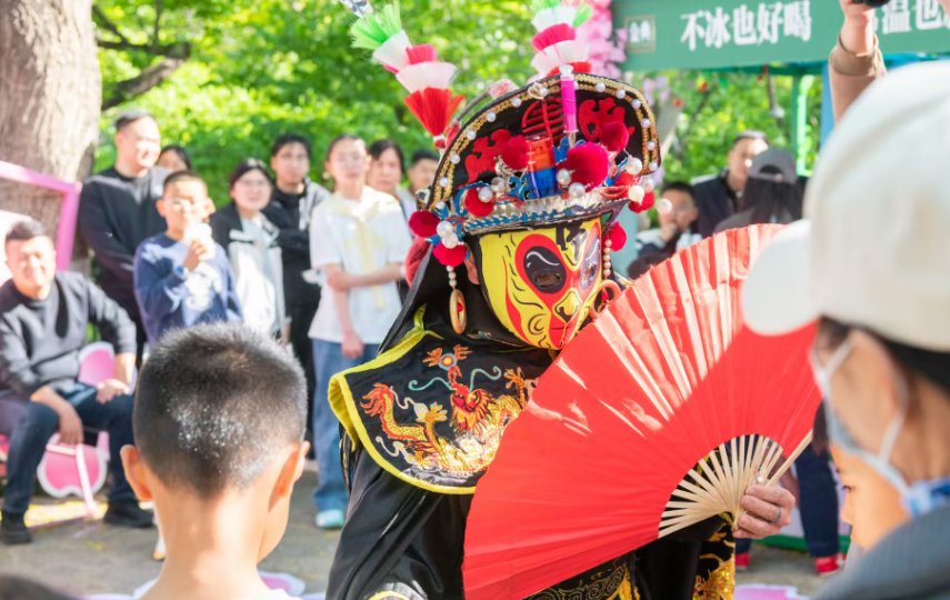 ��������Բ���չ٣�����30���ص��⾰���ۼƽӴ��οͳ�179���˴�