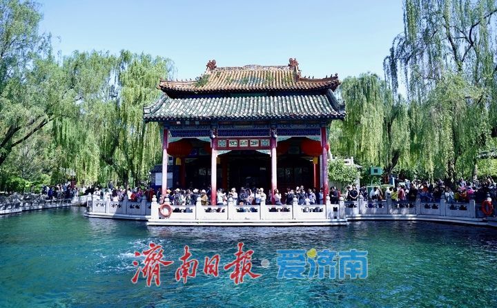 һ���ļ� Ȫ�ڼ���ح����ʱ�ڴ����� ��ͻȪ�Ͽ���ӿ