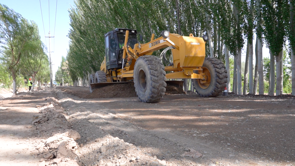 伽师：路网升级惠民生 铺就乡村振兴“幸福路”(图3)