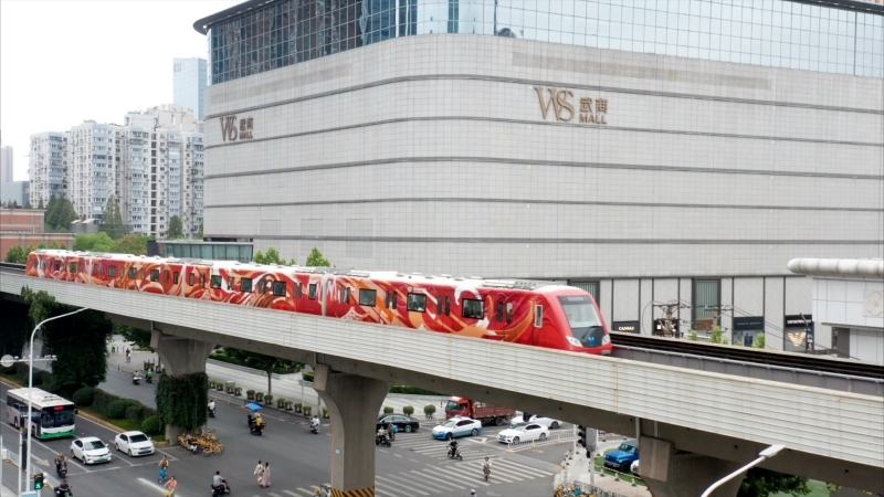 ��Ӣ�ۺ족�޳���Ѫ����Ϳѻ�г�