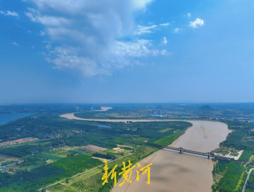 ��紵��Ȫ���������ϻƺ�֮��ˮ��һɫ���续